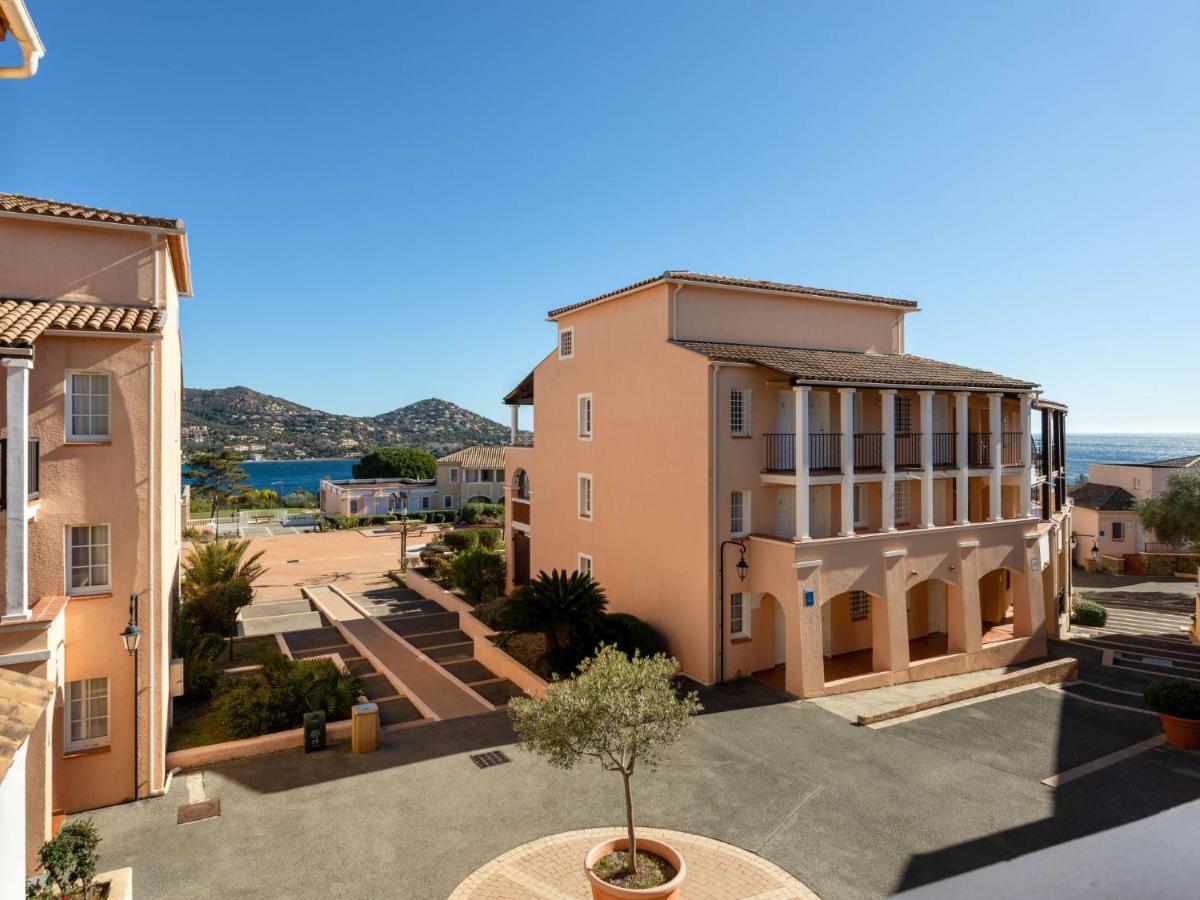Apartment Village Cap Esterel - Le Village-53 By Interhome Saint-Raphaël Exterior foto